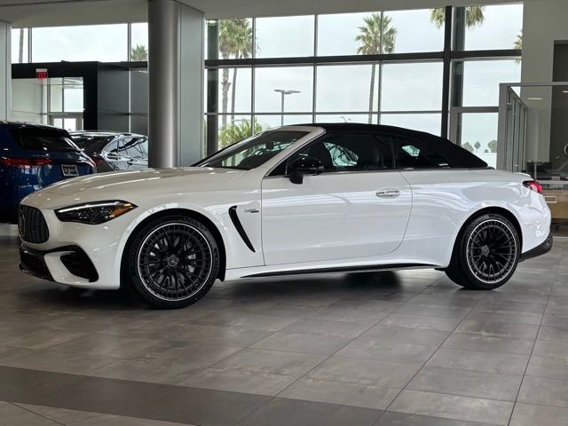 New 2026 MANUFAKTUR Moonlight White Metallic Mercedes-Benz AMG® CLE 53 4MATIC+ Cabriolet image 12