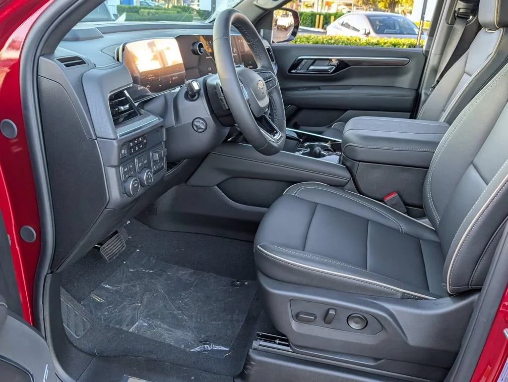 2026 Chevrolet Tahoe Premier - Photo 6