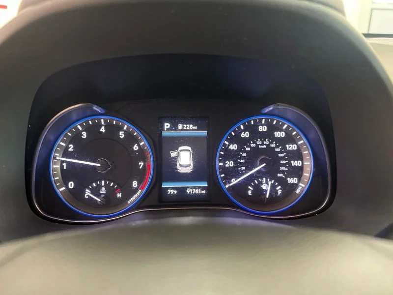 Used 2020 Green Hyundai Limited image 27