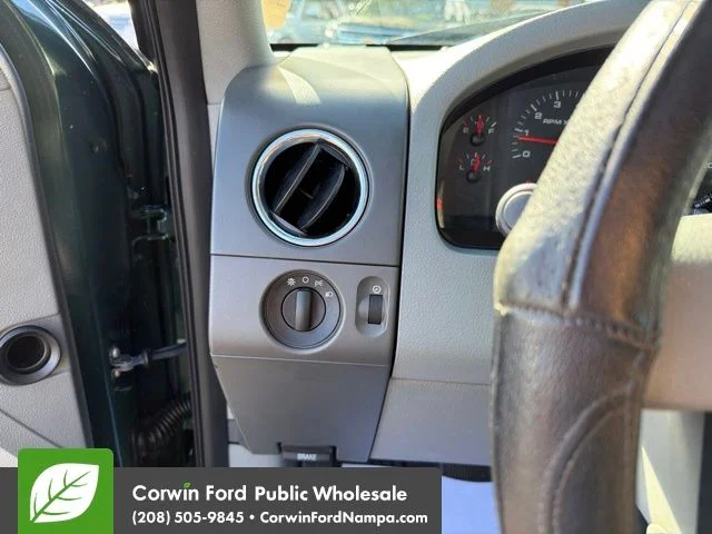 Used 2007 Green Ford  image 15