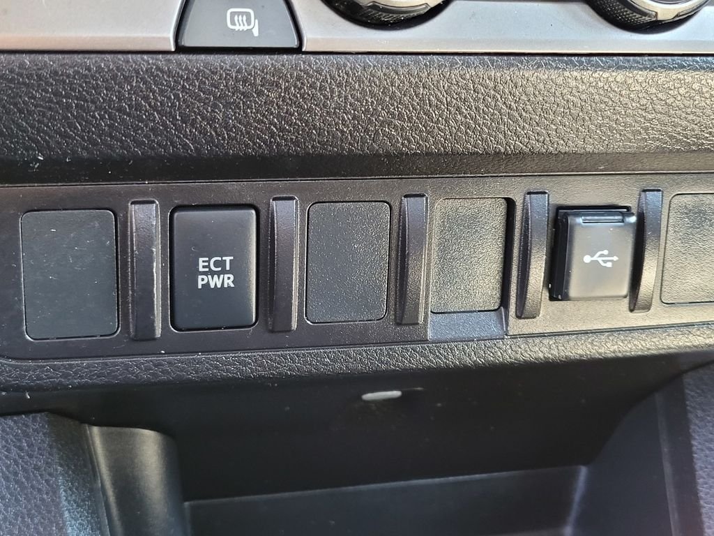 Certified Used 2022 White Toyota SR image 22