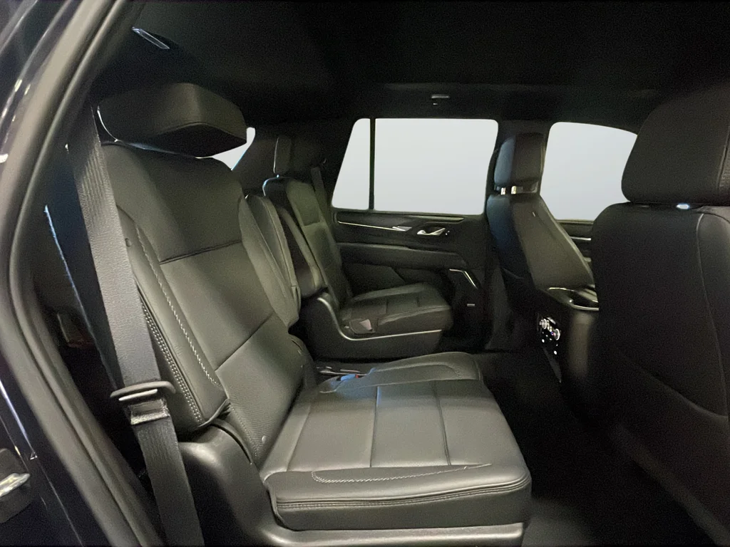 Used 2023 Silver GMC Denali image 25