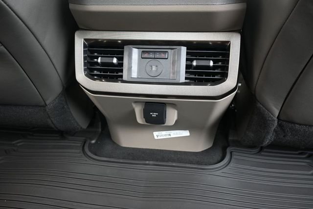 New 2026 Star White Metallic Tri-Coat Ford F-250® Platinum® image 98