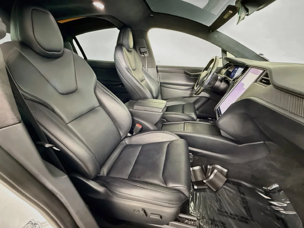 Used 2020 White Tesla Long Range image 29