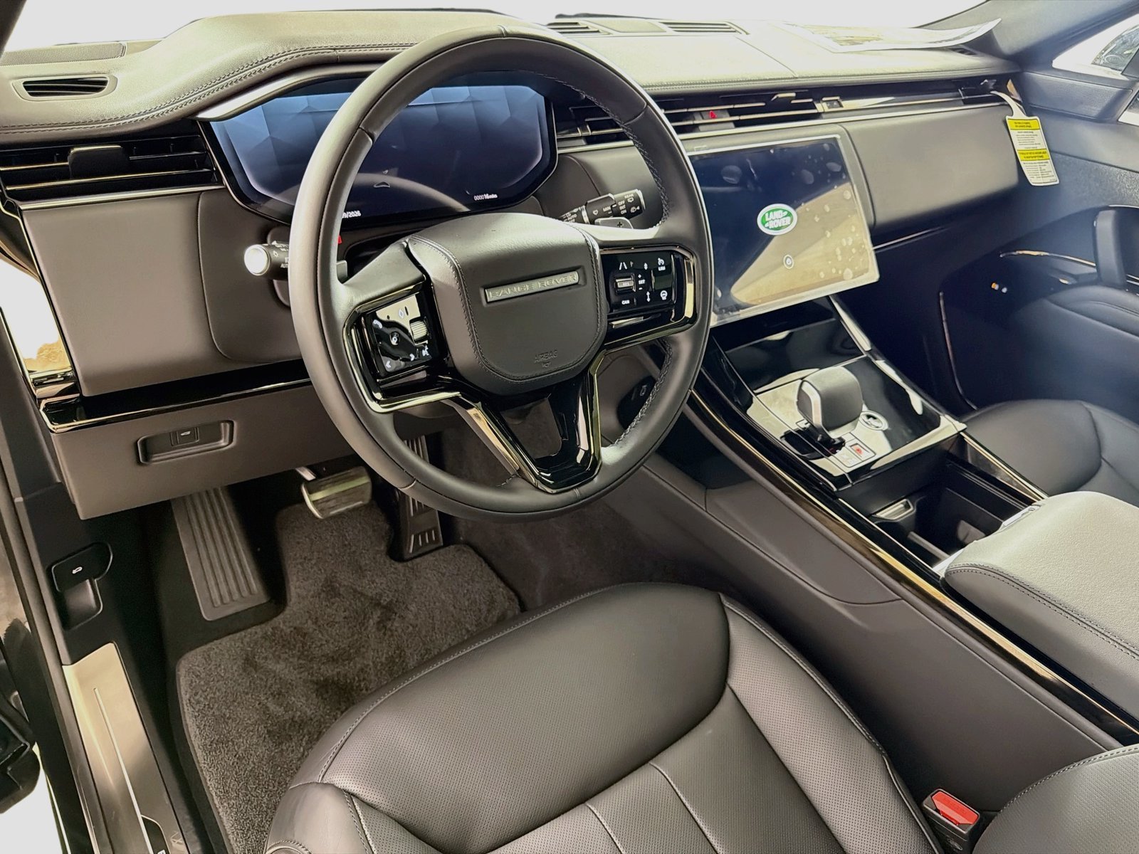 New 2027 Santorini Black LAND ROVER Dynamic SE P400 image 10
