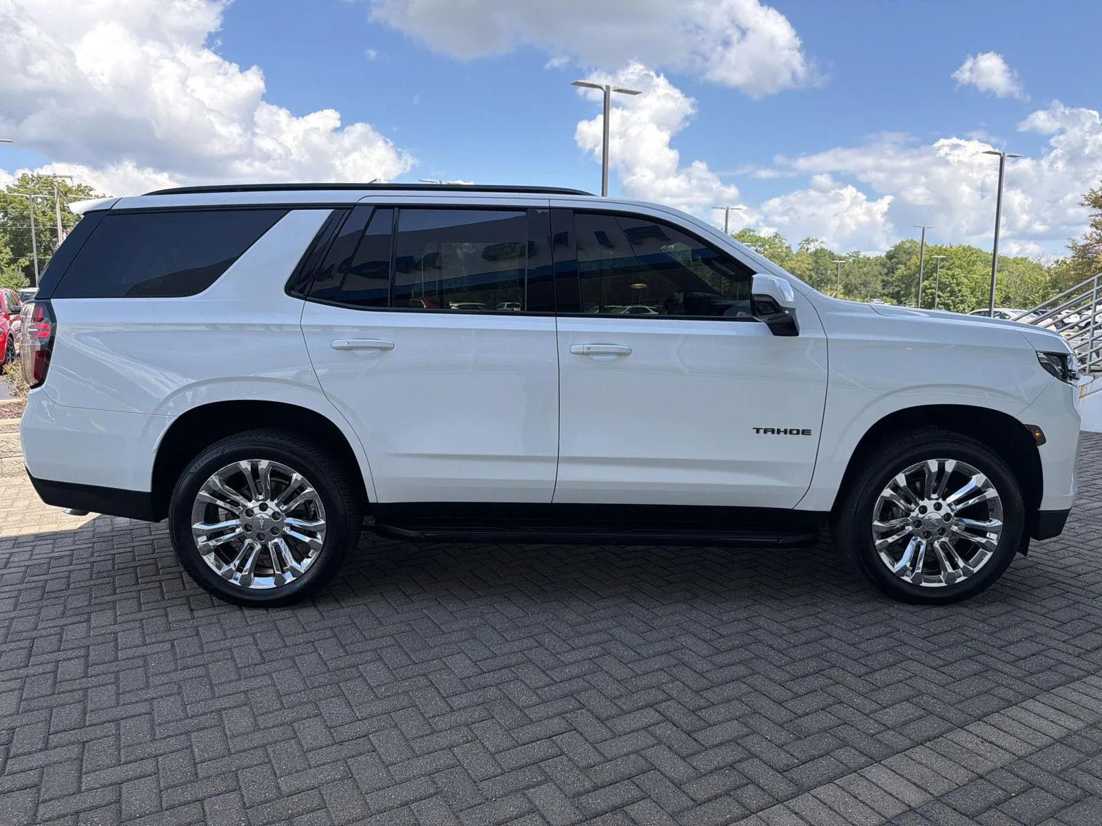 Used 2022 SUMMIT WHITE Chevrolet RST image 6