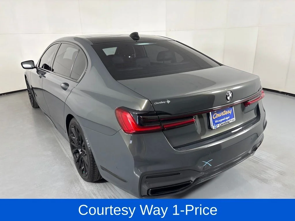 Used 2021 Gray BMW 740i image 8