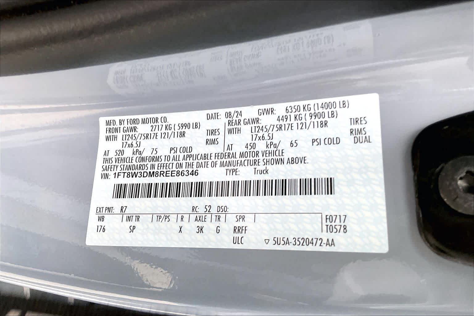 Used 2024 Glacier Gray Metallic TriCoat Ford King Ranch image 32