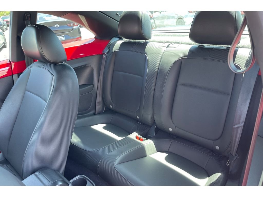 Used 2017 Tornado Red Volkswagen 1.8T SE image 14