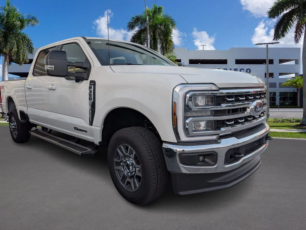 New 2026 Oxford White Ford F-350® Lariat® image 1