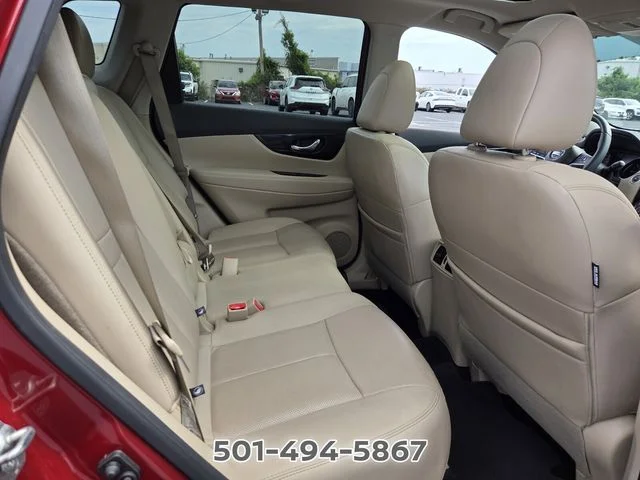 Used 2020 Red Nissan SL image 16