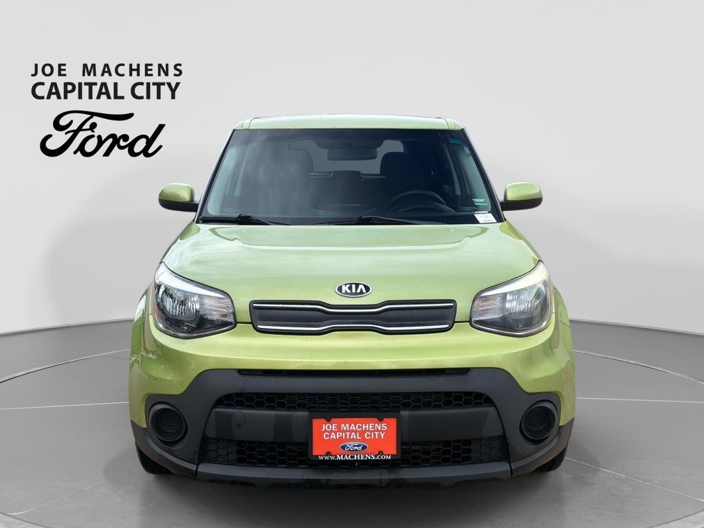 Used 2019 Green Kia Base image 10