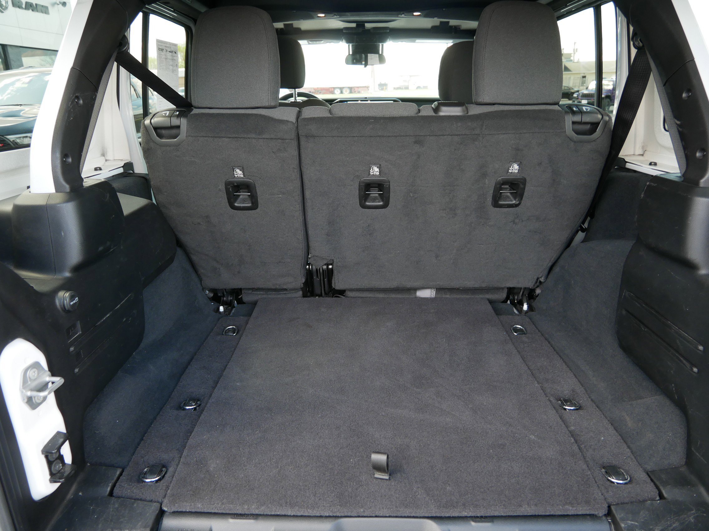 Used 2025 Bright White Clearcoat Jeep Rubicon image 10