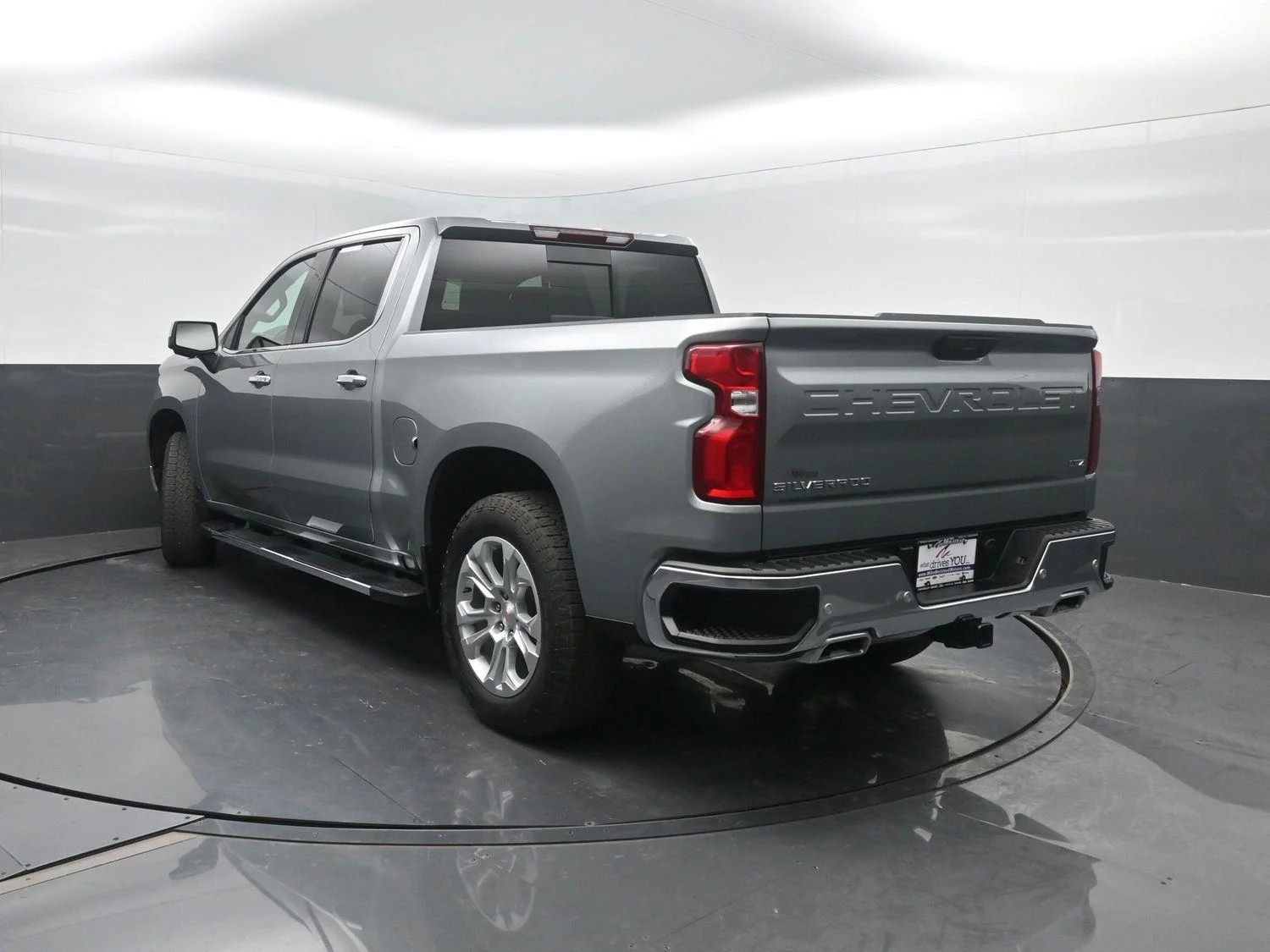 Used 2025 Sterling Gray Metallic Chevrolet LTZ image 50