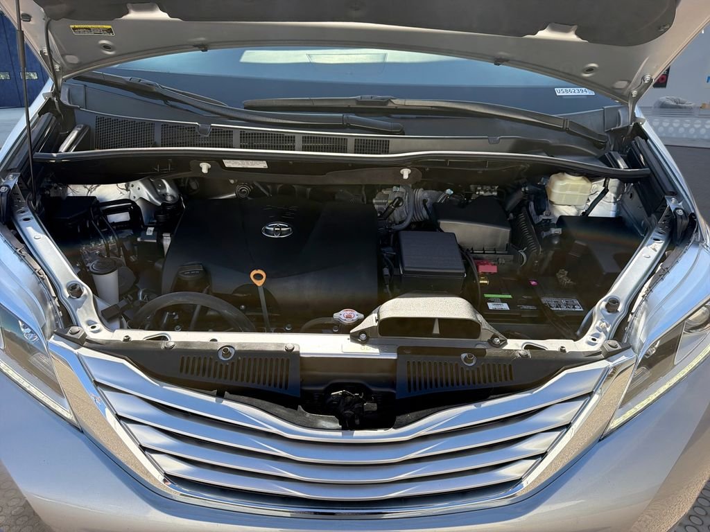 Used 2017 Silver Toyota Limited image 18