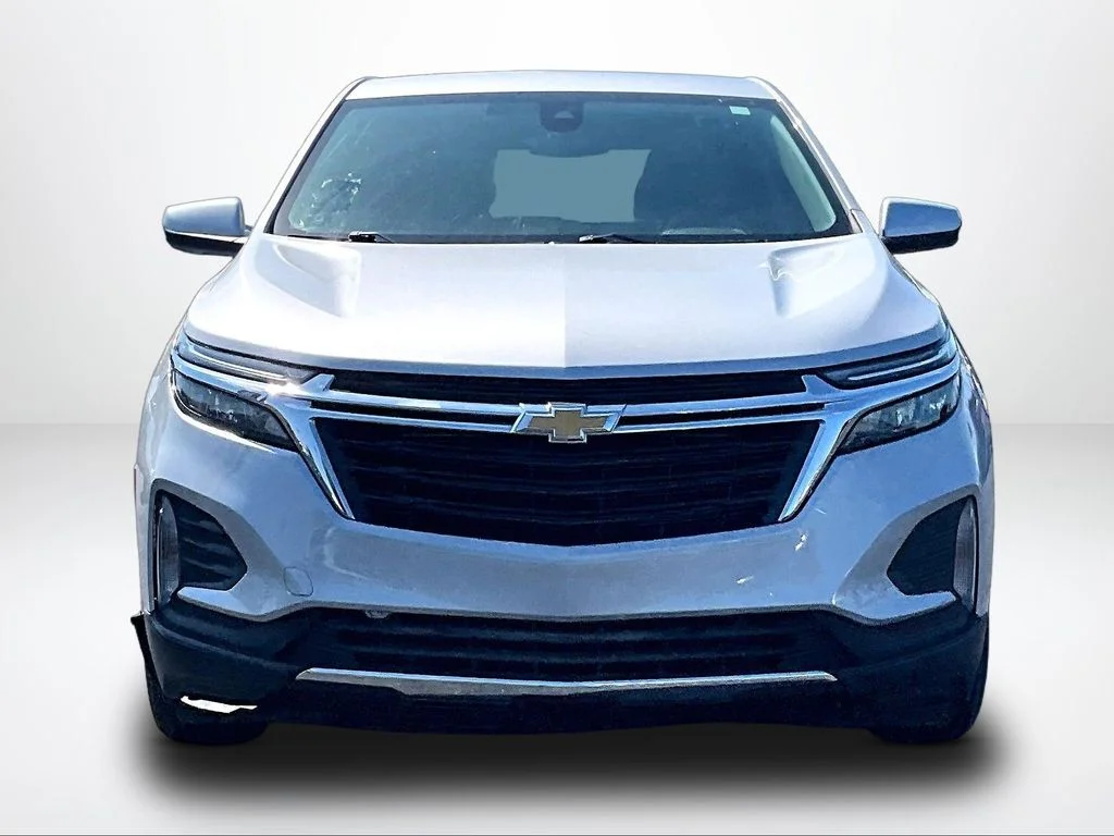 Used 2022 Silver Chevrolet LT image 3