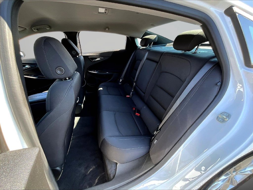 Used 2024 White Chevrolet LT image 25