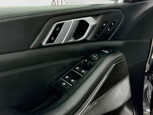 Used 2021 Black BMW Base image 18