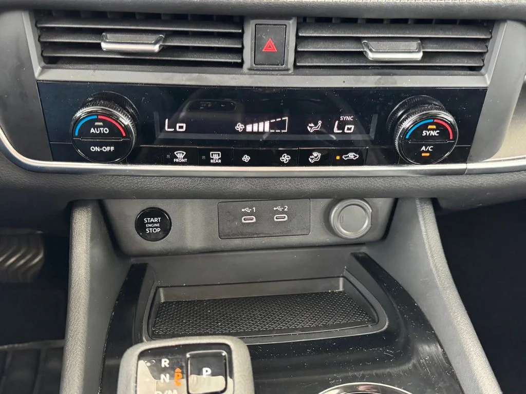 Used 2025 Gray Nissan SV image 30