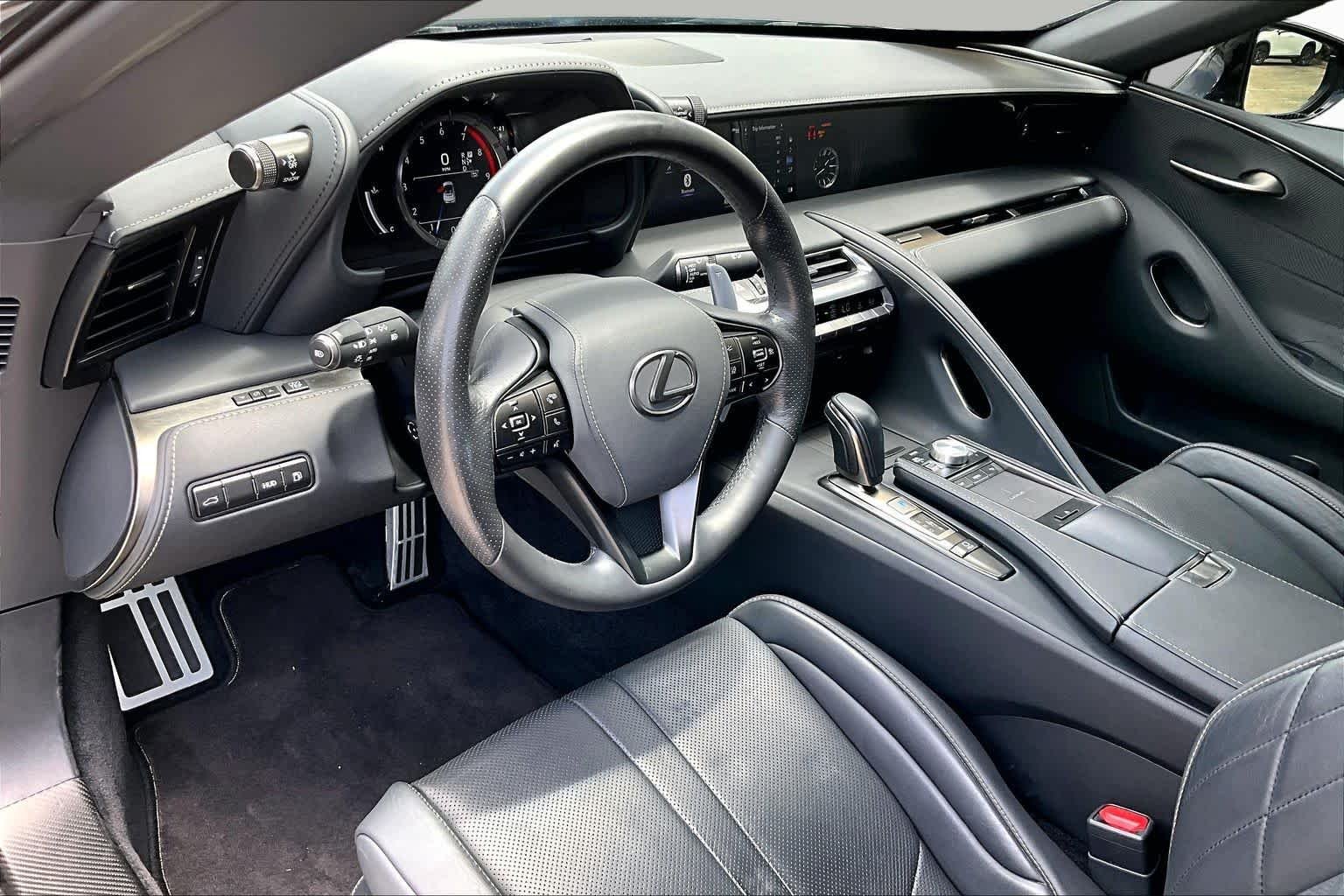 Used 2021 Obsidian Lexus  image 18