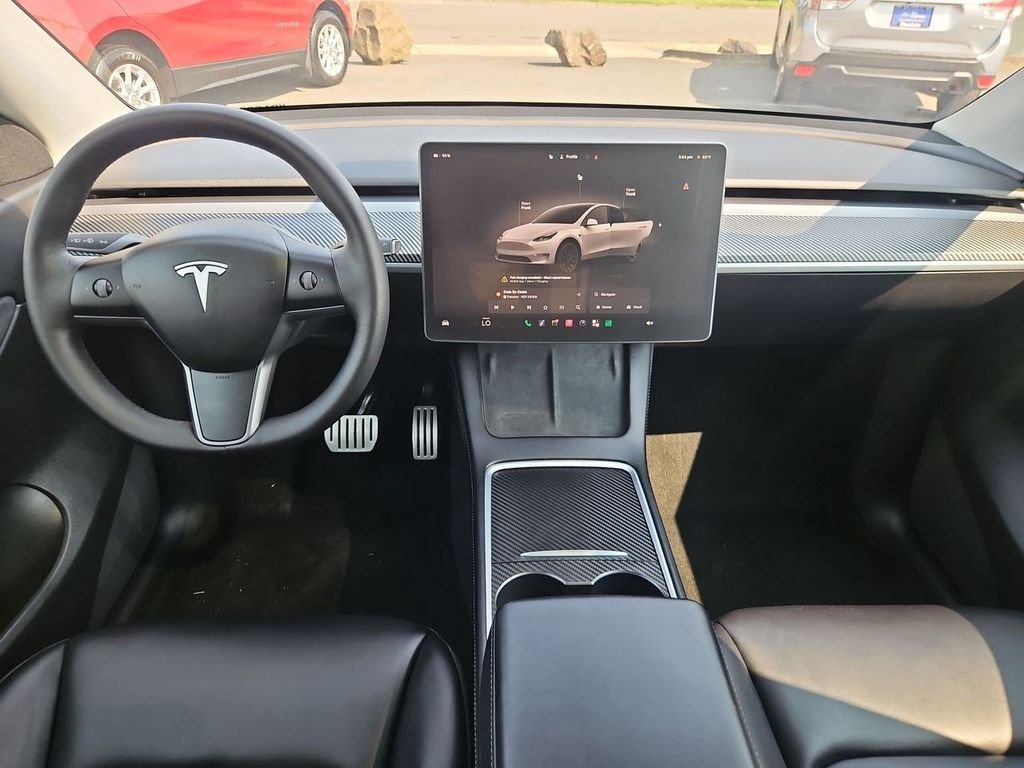 Used 2022 White Tesla Performance image 23