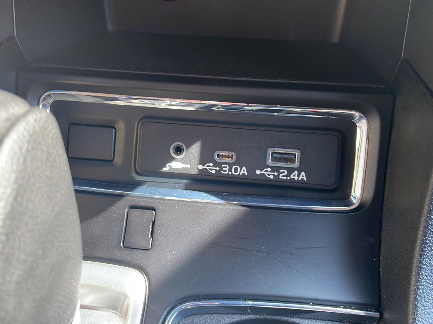 Used 2025 Crystal White Pearl Subaru Premium image 20