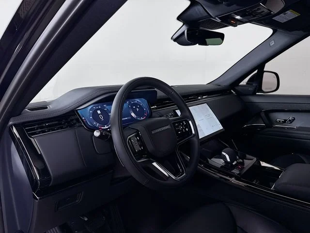 Used 2025 Black Land Rover S image 9