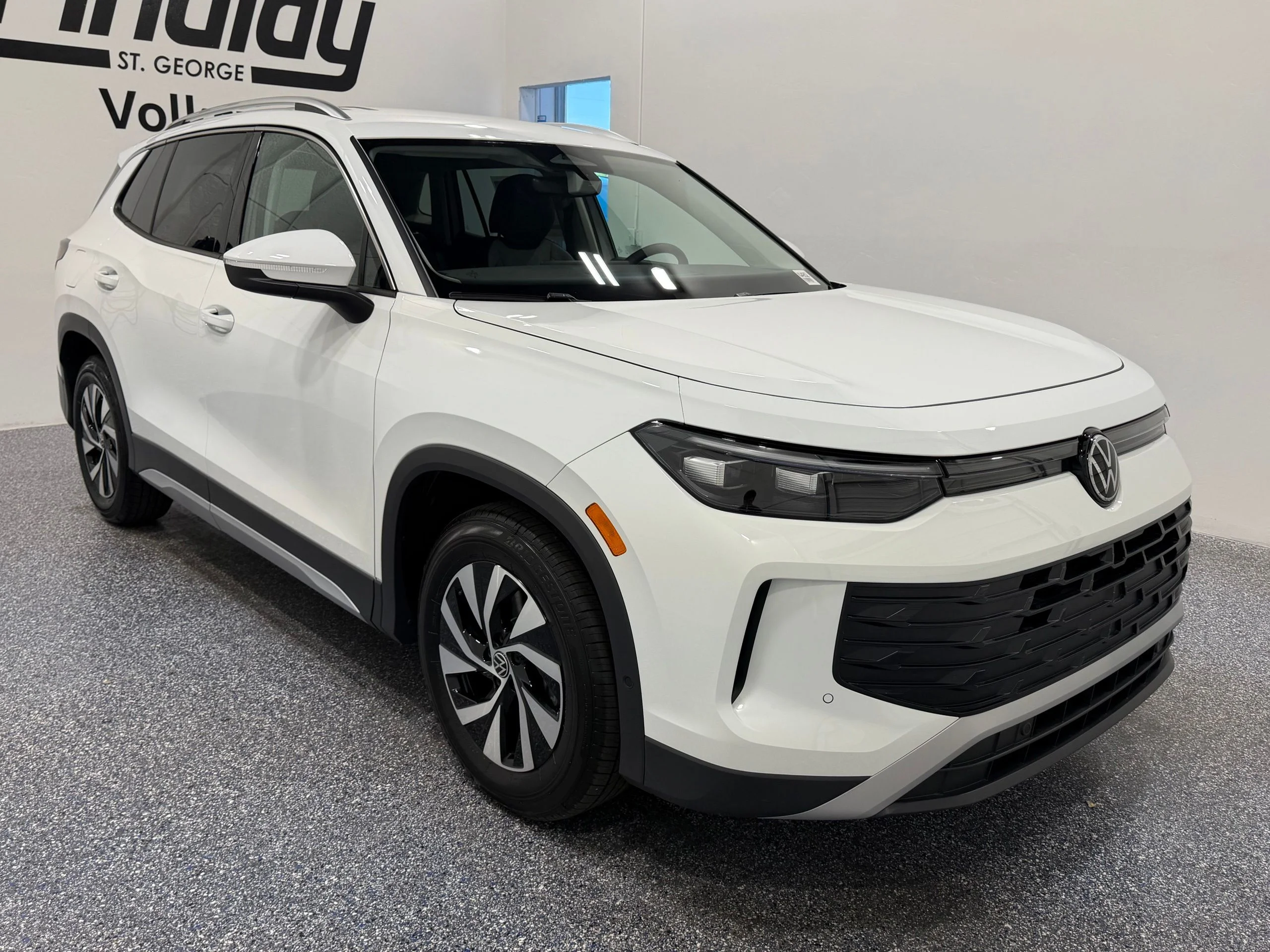 New 2026 White Volkswagen 2.0T S image 9