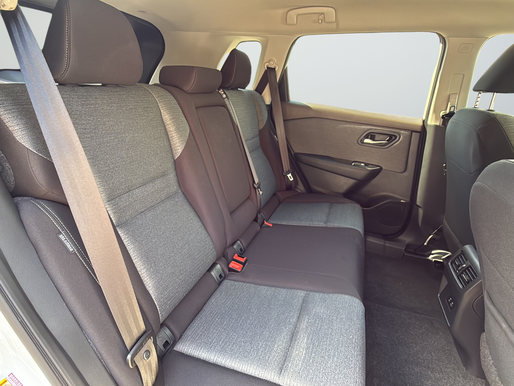 Used 2023 White Nissan SV image 29