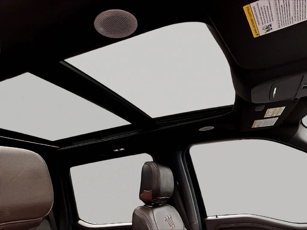 Used 2022 Blue Ford King Ranch image 30