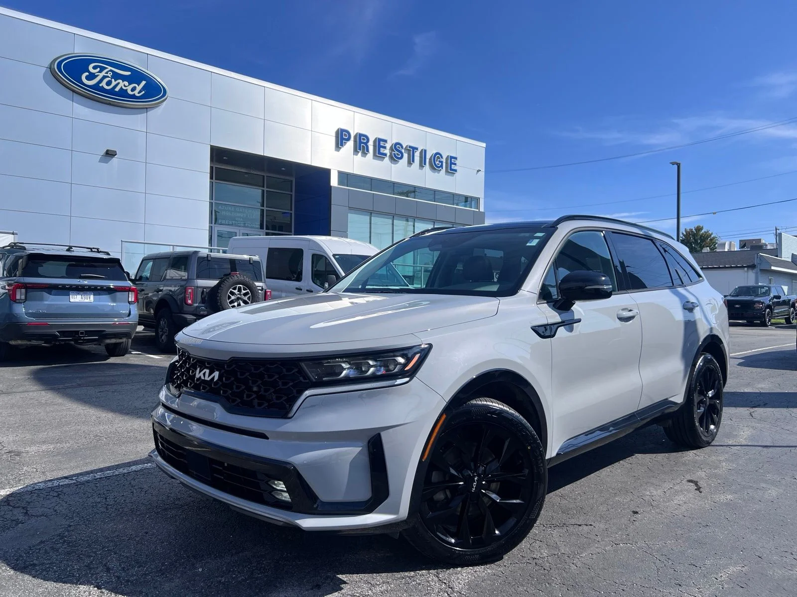 Used 2023 Wolf Gray Kia SX image 1