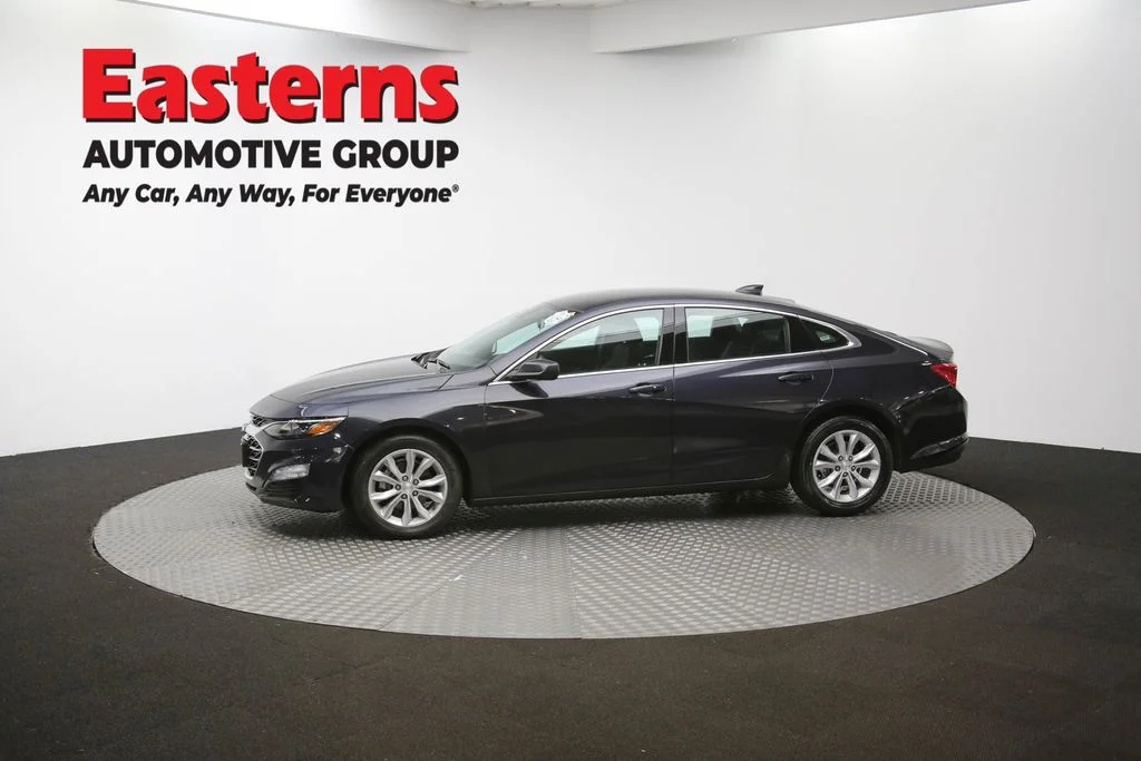 Used 2023 Gray Chevrolet LT image 57