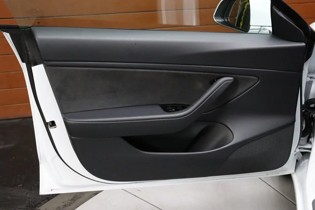 Used 2020 Pearl White Multi-Coat Tesla Long Range image 36