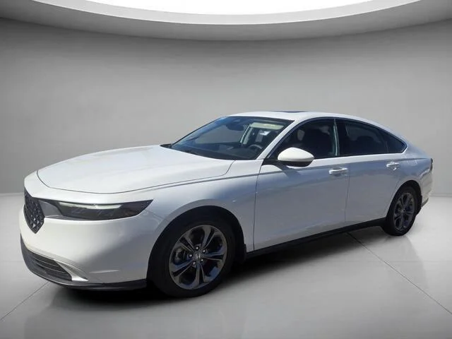 Certified Used 2023 Platinum White Pearl Honda EX image 9