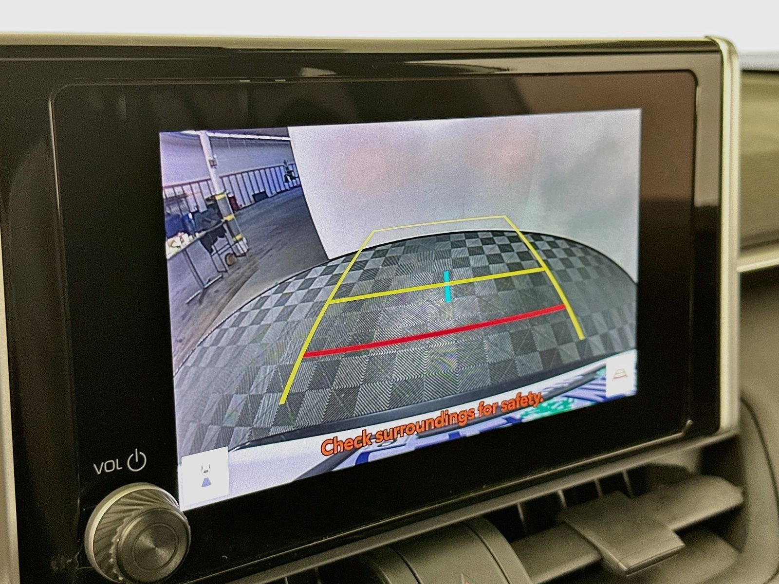 Used 2023 Ice Toyota SE image 13