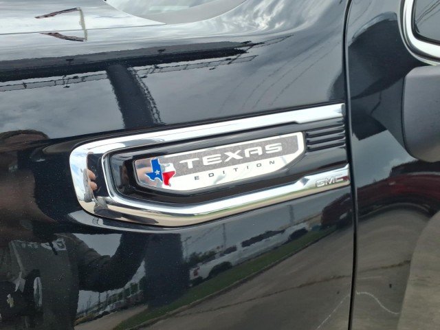 Used 2026 Onyx Black GMC SLT image 25