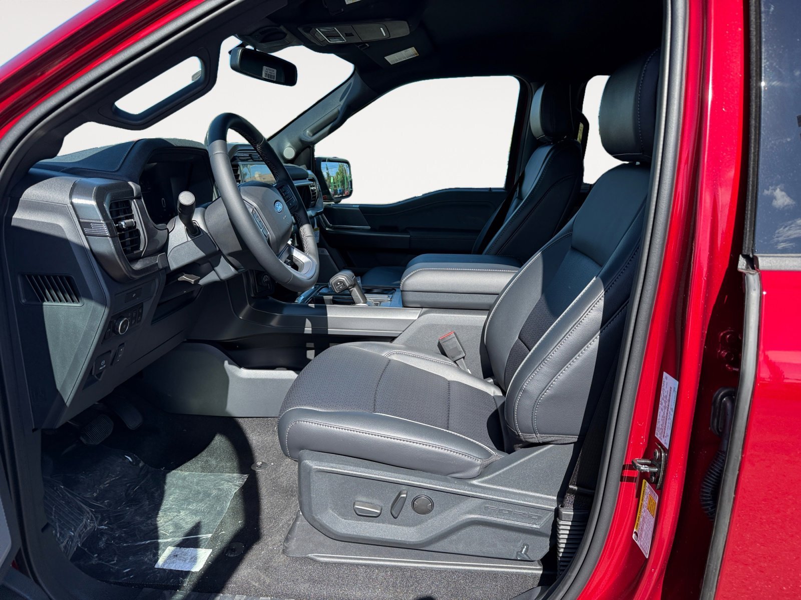 New 2026 RUBY RED METALLIC TINTED CC Ford LARIAT image 10
