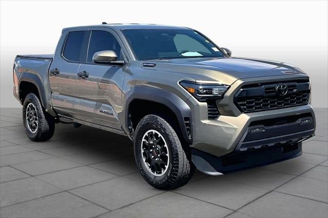 Certified Used 2025 OXIDE BRONZE ME. Toyota  image 3