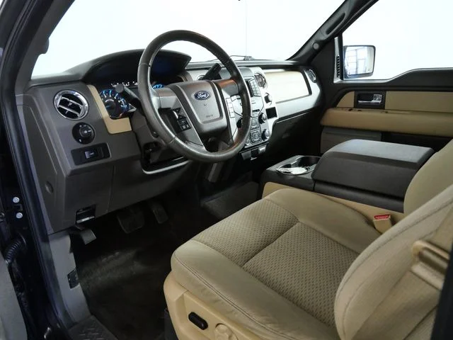 Used 2014 Brown Ford XLT image 16