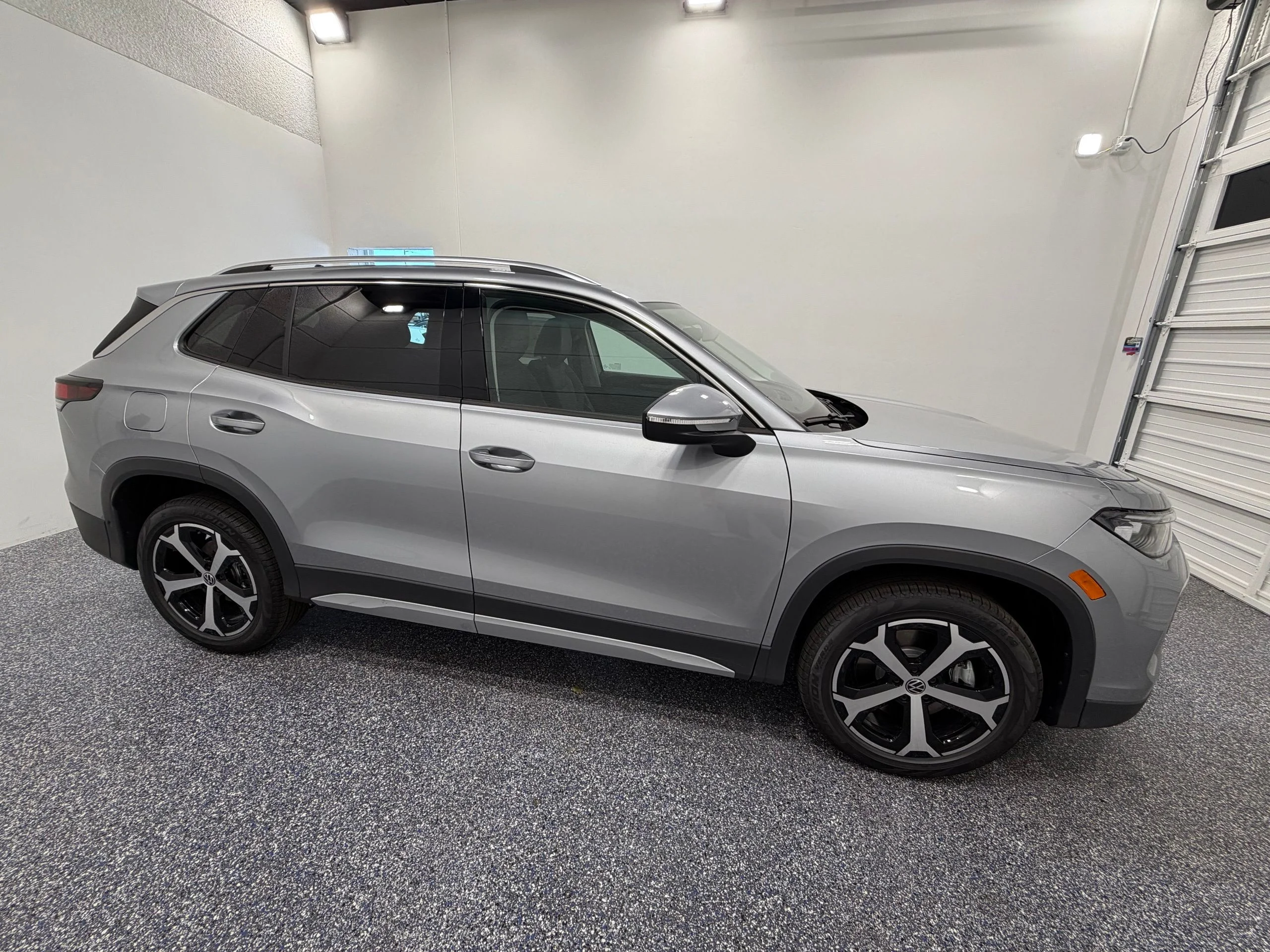 New 2026 Silver Volkswagen 2.0T SE image 9