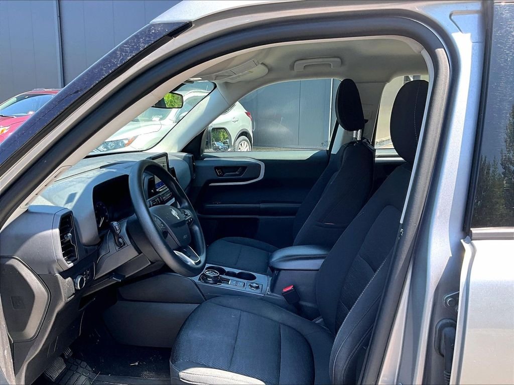 Used 2022 Silver Ford Base image 7