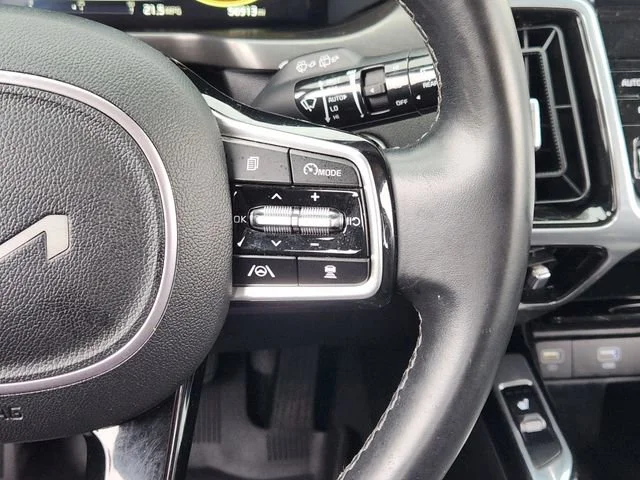 Used 2023  Kia SX image 29