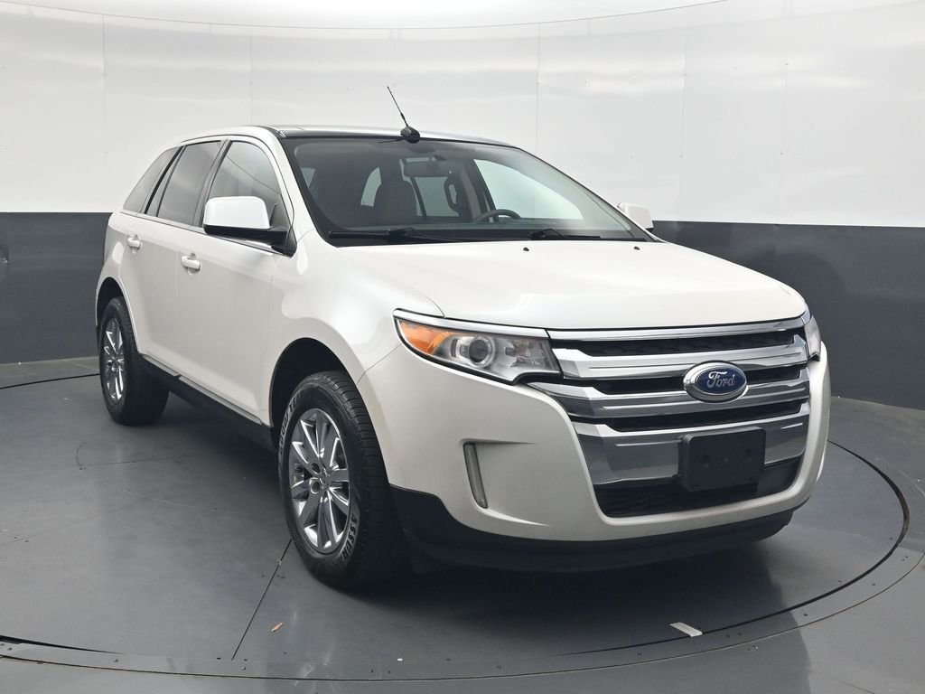 Used 2011 White Ford Limited image 2