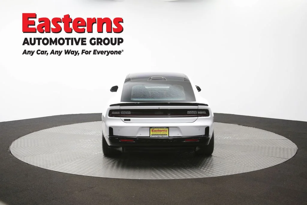 Used 2024 White Dodge R/T Scat Pack image 38