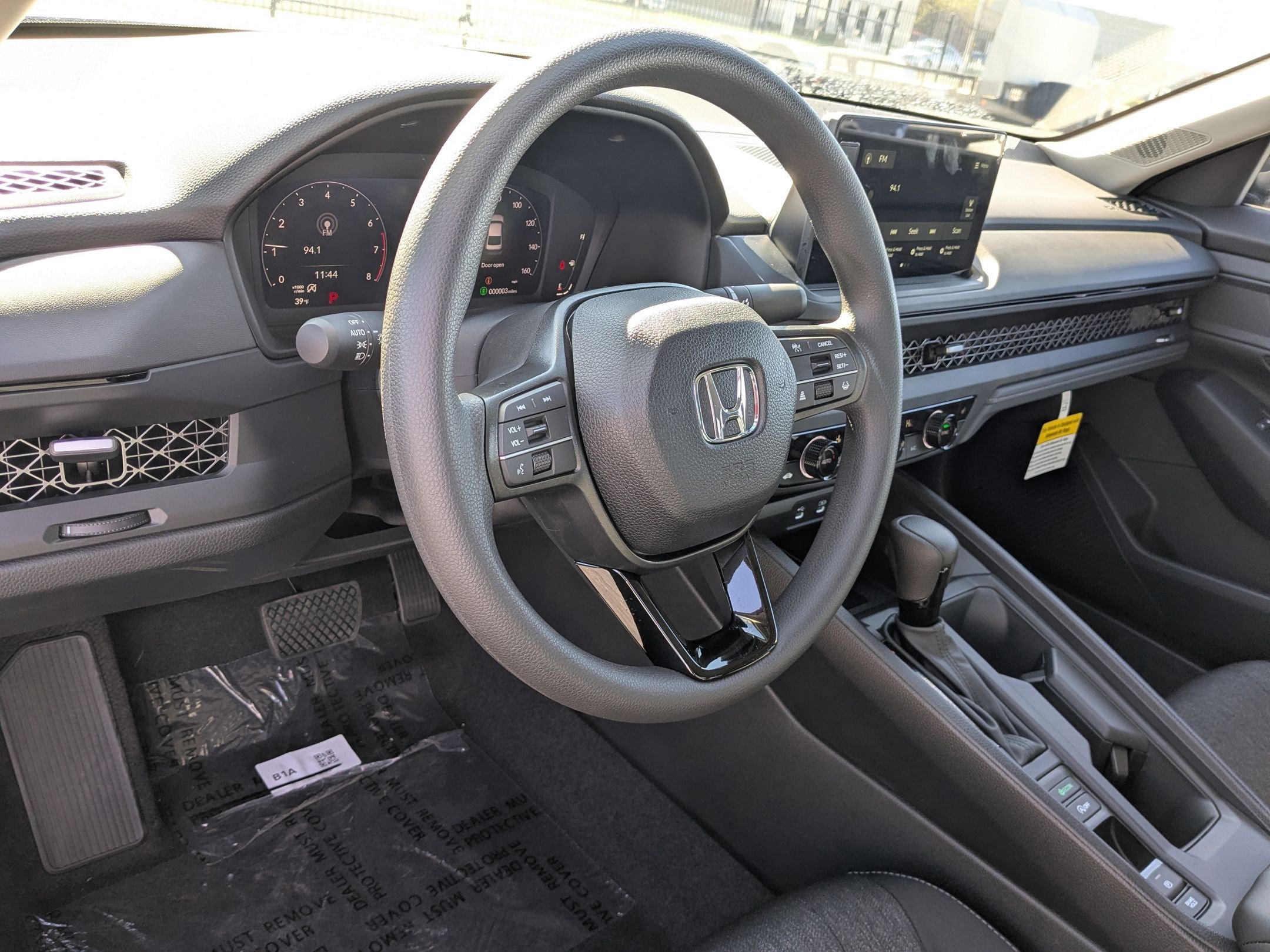 New 2026 Meteorite Gray Metallic Honda SE image 10