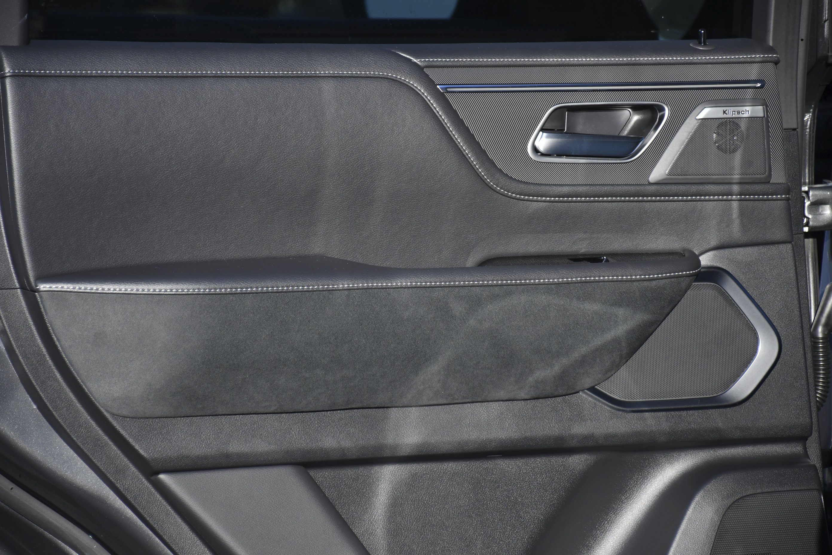 New 2027 DYNAMIC METAL INFINITI Luxe 2WD image 24