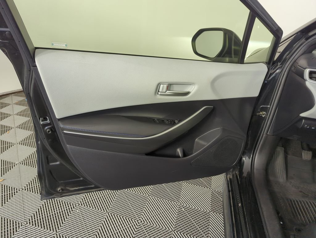 Used 2022 Black Toyota SE image 17