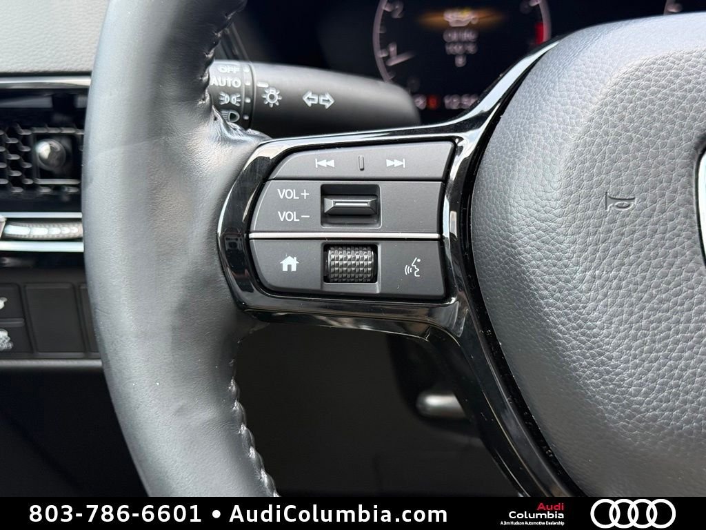 Used 2023 Gray Honda EX-L image 29