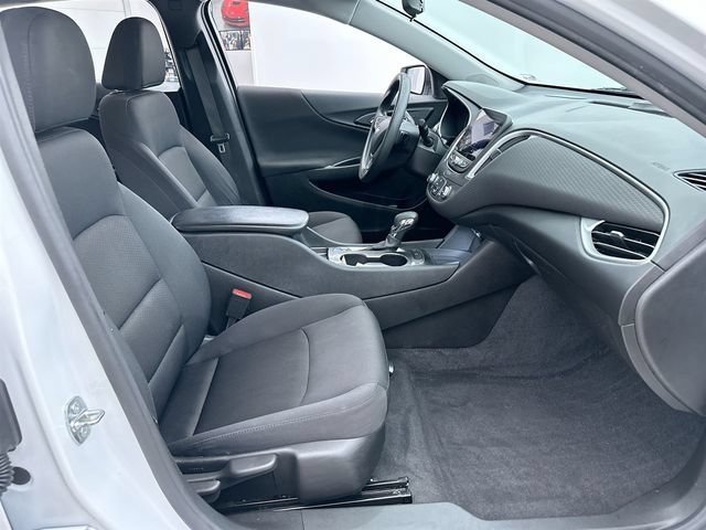 Used 2023 SUMMIT WHITE Chevrolet LS image 15