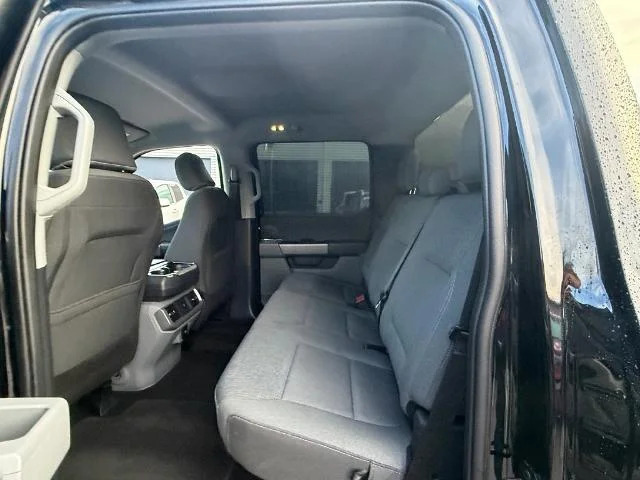 Used 2025 Black Metallic Ford XLT image 41